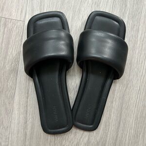 Forever21 black slide sandals